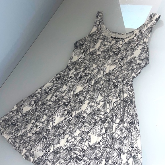 Hot Topic Dresses & Skirts - Hot Topic Doctor Who Print Short Skater Dress